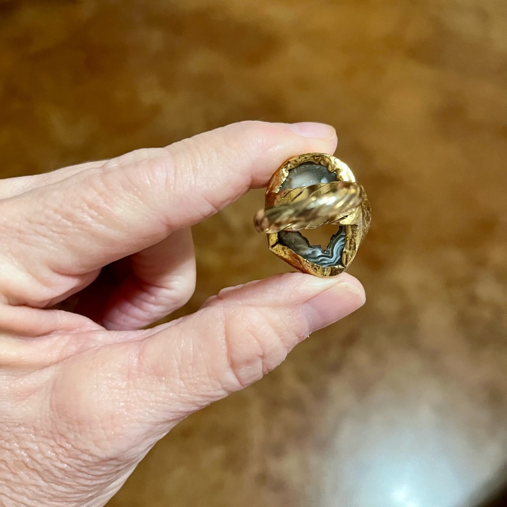 Artistic Gold and Green Druzy Statement Ring Size 8. New Contemporary Eclectic - Picture 6 of 9